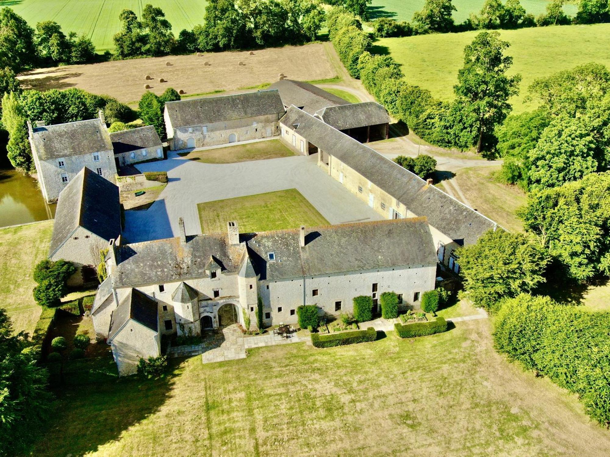 Manoir Du Quesnay Bed & Breakfast Mandeville-en-Bessin Exterior foto